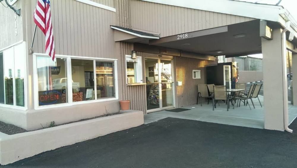 Travelodge By Wyndham Flagstaff Near I-40 Exterior photo